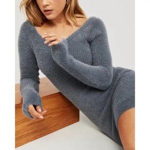 NWT Abercrombie & Fitch V-Back Sweater Dress